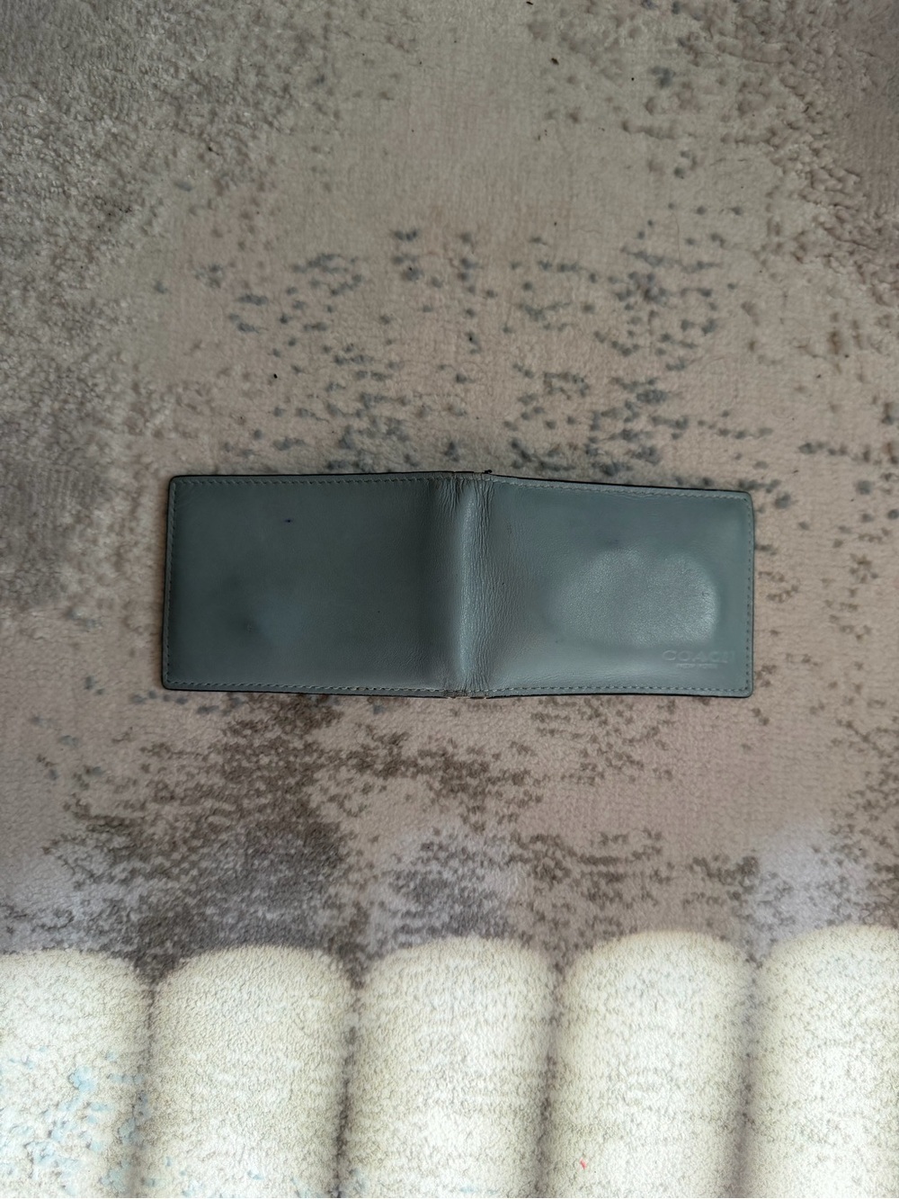 Coach Men's Card Holder in Light Blue Leather - Picture 7 of 7